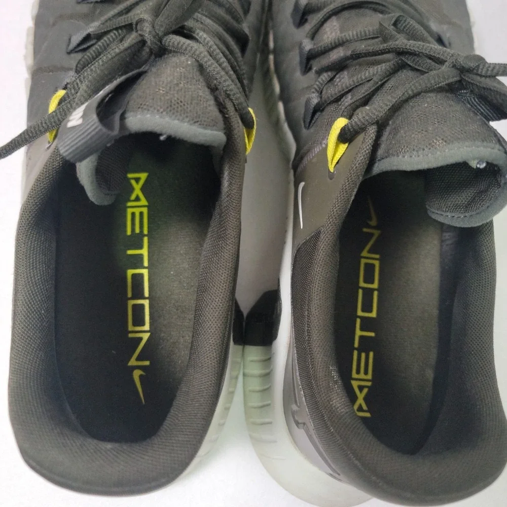 Size 17 - Nike Free Metcon 5 Sequoia High Voltage
